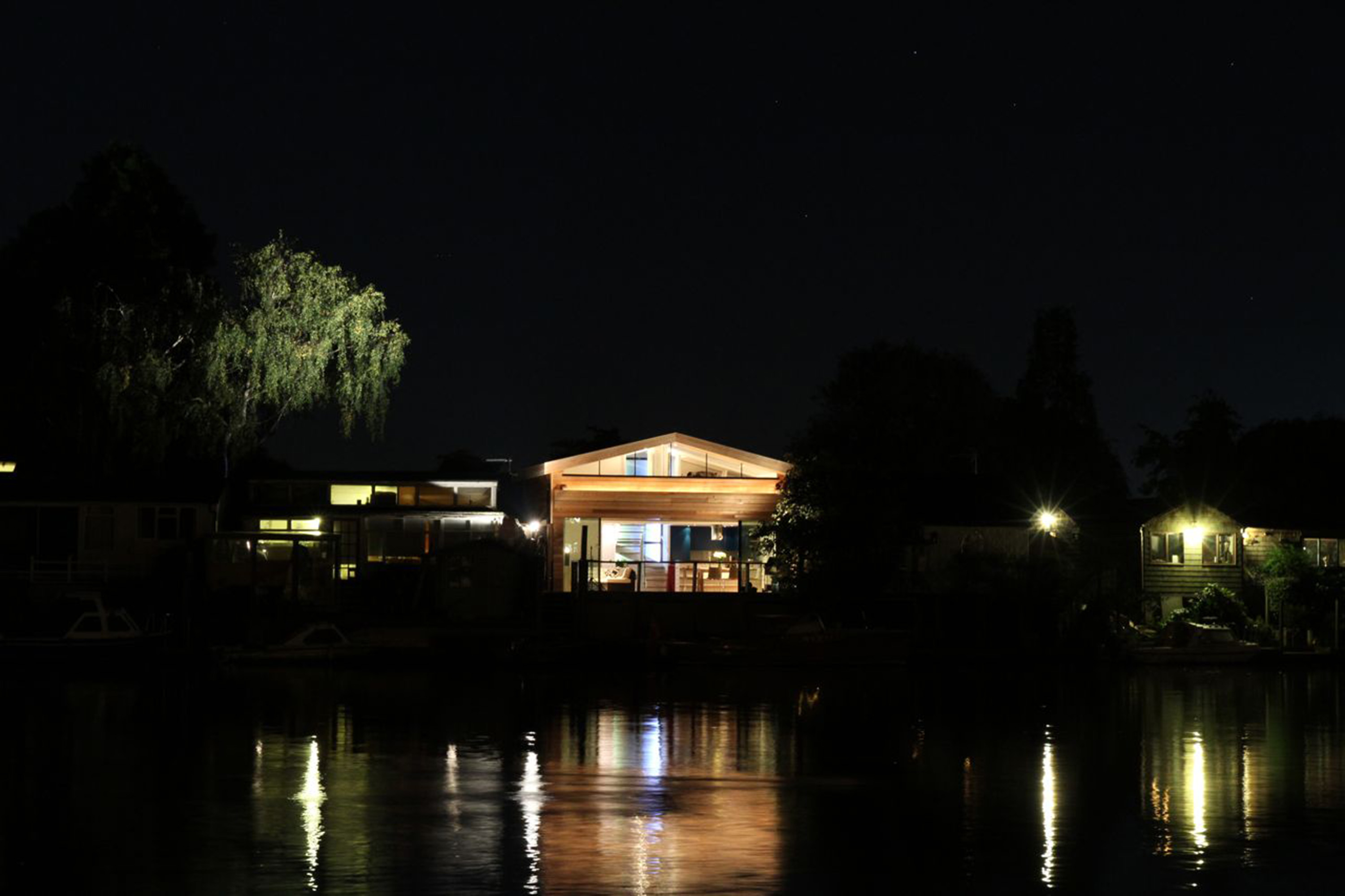 Floating Island House 